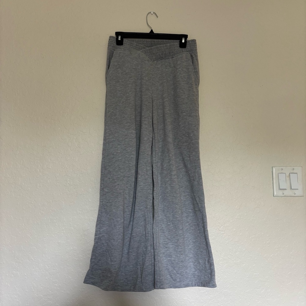 Gray Women's Wide-Leg Pants